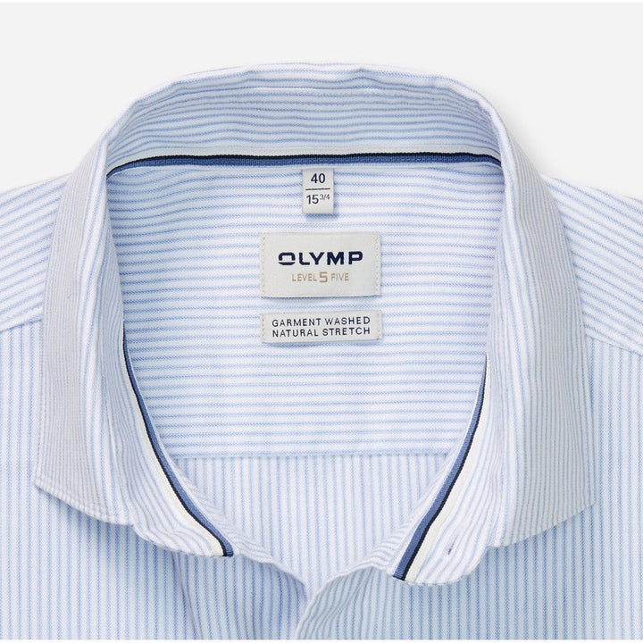 OLYMP Level five Shirt เสื้อเชิ้ตผู้ชายแขนยาว ทรงพอดีตัว สีฟ้า ยื่นหยุ่นได้ดี รีดง่าย (10S3BU) WINT25 ICCSHOPPING