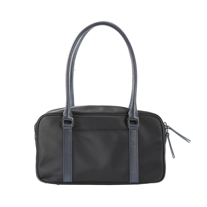 ELLE กระเป๋าสะพาย รุ่น PARIS STORY ทรง PILLOW BAG ทรงหมอน ผ้าไนลอนสีดำ EWH822 ICCSHOPPING