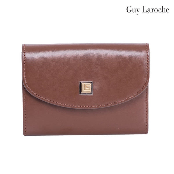 Guy Laroche กระเป๋าสตางค์ผู้หญิง พับสั้น สีน้ำตาล รุ่น AGP10522W6BRS