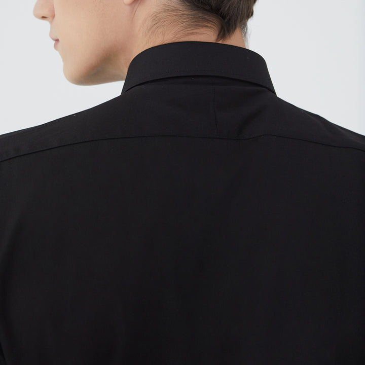 ARROW EASY CARE SHIRT -ดูแลรักษาง่าย สวมใส่สบาย- เสื้อเชิ้ตทำงานแขนยาวสีดำ ทรง SLIM FIT รหัส MACS758 