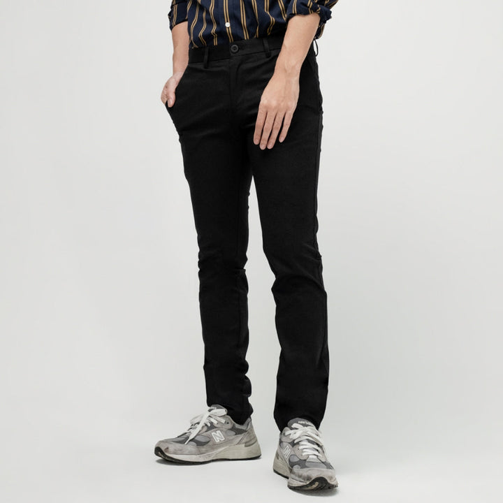 era-won กางเกงสแลคขายาว Workday Lightweight ทรง Super Skinny สี Black ICCSHOPPING