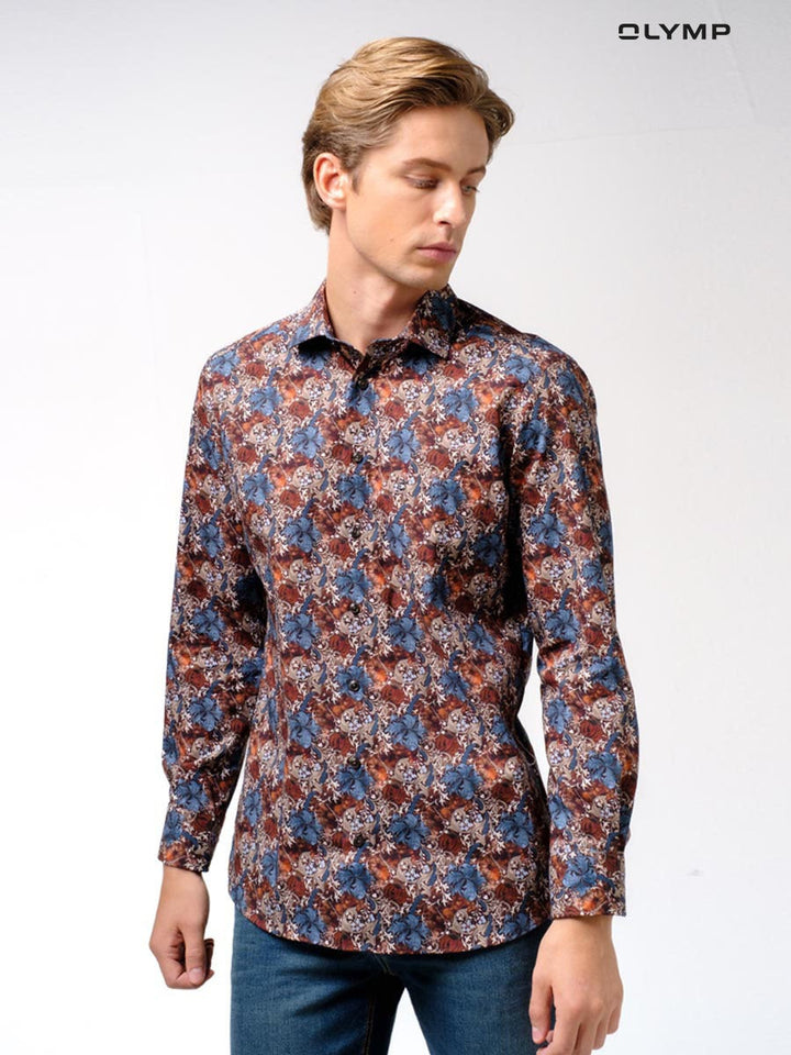 OLYMP  LUXOR Shirt เสื้อเชิ้ตชาย สีน้ำตาล ลายพิมพ์ดอกไม้สีสีน้ำเงิน ทรงหลวม ใส่สบาย รีดง่าย (SPRING24) SPRI24 OLYMP