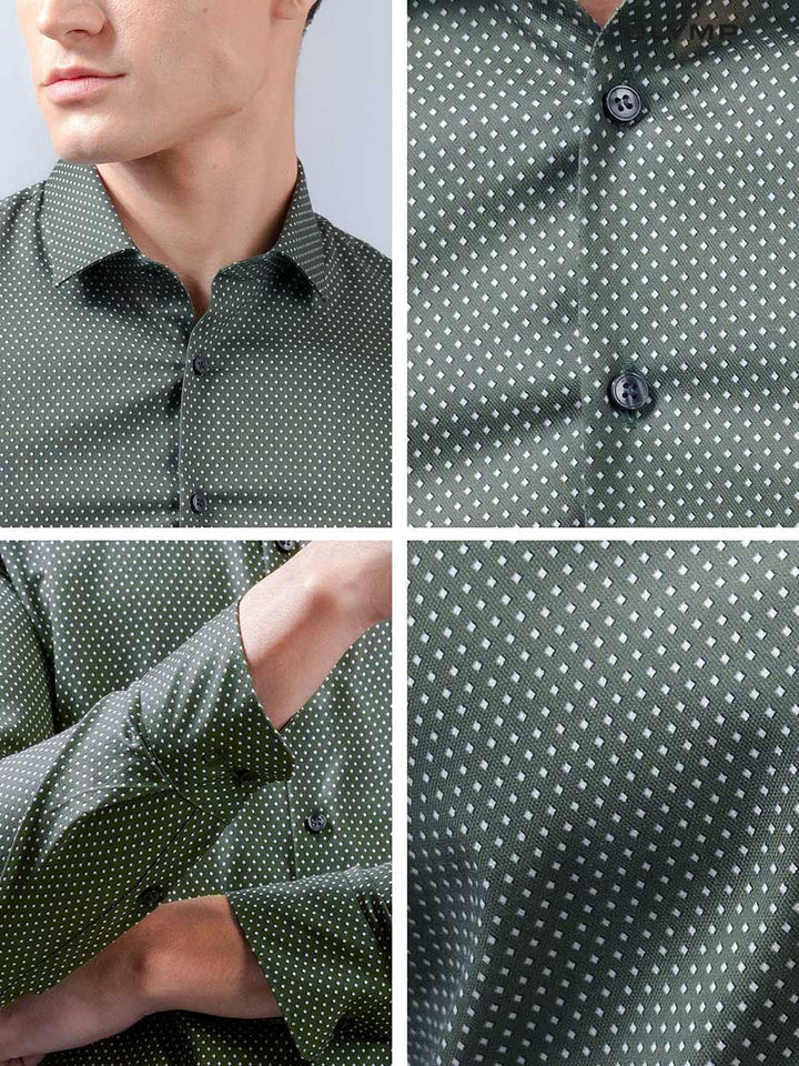 OLYMP  No. Six Shirt เสื้อเชิ้ตชาย สีเขียวมะกอก ลายจุด ทรงเข้ารูป ยืดหยุ่นได้ดี รีดง่าย AUTU23 ICCSHOPPING