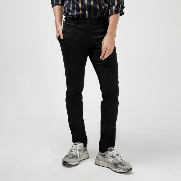 era-won กางเกงสแลคขายาว Workday Lightweight ทรง Super Skinny สี Black ICCSHOPPING