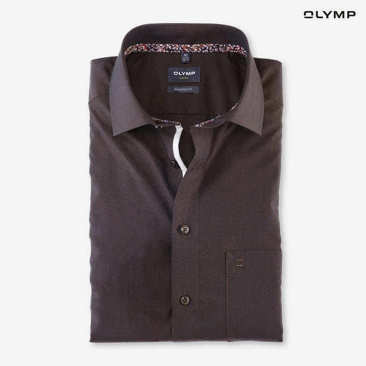 OLYMP LUXOR Shirt เสื้อเชิ้ตผู้ชายแขนสั้น ทรงหลวม ผ้าเรียบ สีน้ำตาล 