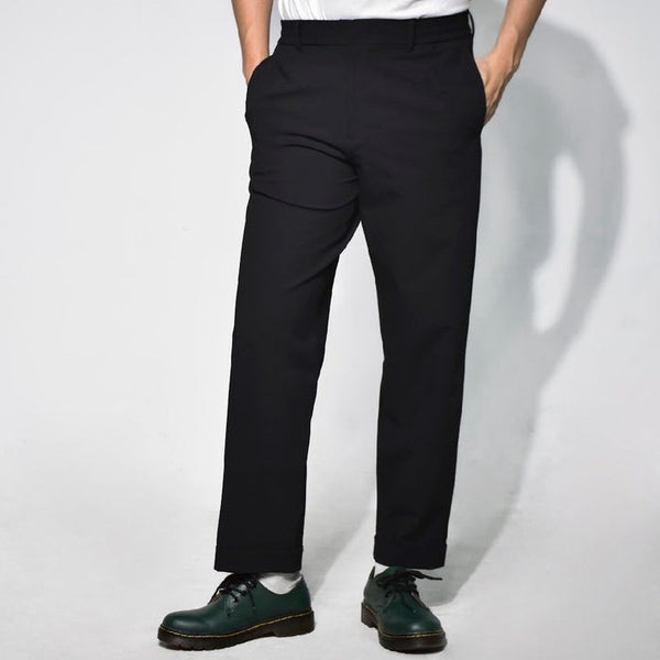 era-won กางเกงขายาวทรงตรง ขอบเอวยางยืดรอบตัว มีเชือกผูกเอว รุ่น QUIET LUXURY STRAIGHT-LEG TROUSERS สี Black-Draft ICCSHOPPING