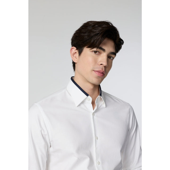 ARROW Wrinkle Free Shirt  - เสื้อเชิ้ตแขนยาว ปกต่อสีดำ  ทรง Smart สีขาว MACM826-WH ICCSHOPPING