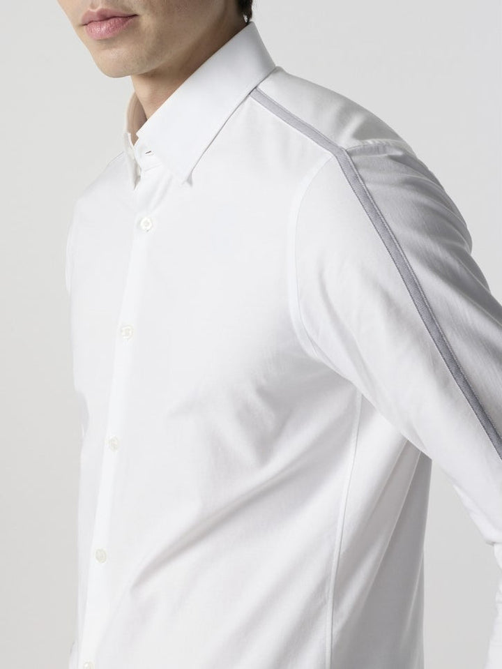 ARROW OXFOED Shirt   เสื้อเชิ้ตแขนยาว Sport ทรง Smart สีขาว MACM824-WH ICCSHOPPING