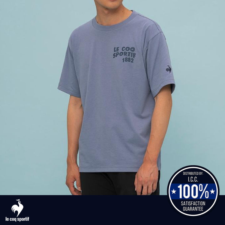 le coq sportif เสื้อยืดแขนสั้นลายกราฟิก ผู้ชาย สีฟ้า (แขนสั้น,ซับเหงื่อ,ออกกำลังกาย, sport,T-shirt) ICCSHOPPING