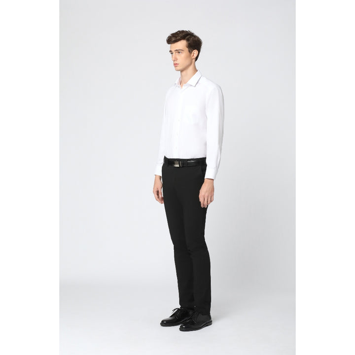 ARROW Men's Student Shirt เสื้อเชิ้ตนักศึกษา แขนยาว ทรง Smart มีกระเป๋า สีขาว MACM818-WH 
