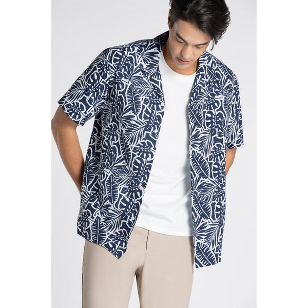 ARROW Lyocell Natural Fabric Shirt เสื้อเชิ้ตแขนสั้น ปกฮาวาย ทรง COMFORT สีกรมท่า MACC572-NV ARROW
