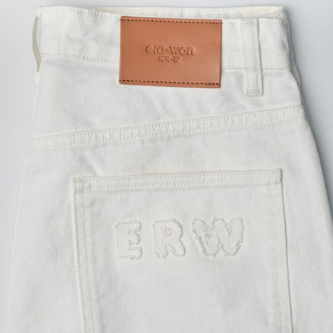 era-won กางเกงยีนส์ Baggy denim ERW collection สี ยีนส์ขาว - White dog ICCSHOPPING