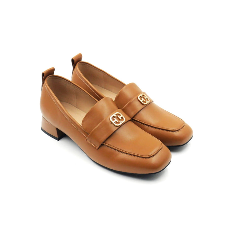ELLE SHOES รองเท้าหุ้มส้น MOCCASIN LOAFER แต่งโลโก้สีทอง มีให้เลือก 3 สี รุ่น- ELMM001 ICCSHOPPING