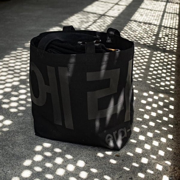era-won กระเป๋าผ้า Medium Korea Bag มีซิป สี Black on black (ดำสกรีนดำ) ICCSHOPPING