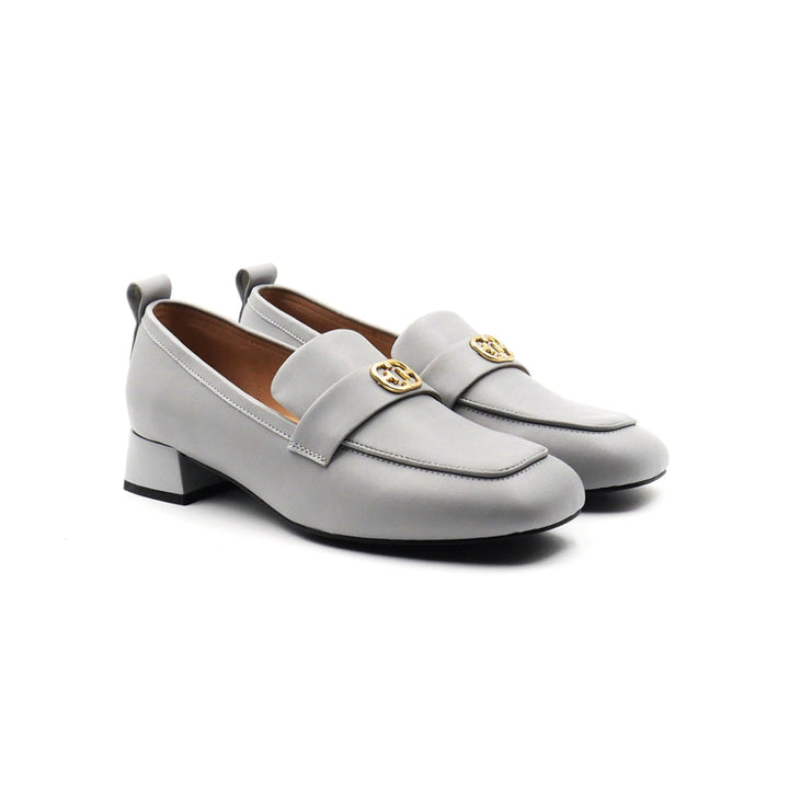 ELLE SHOES รองเท้าหุ้มส้น MOCCASIN LOAFER แต่งโลโก้สีทอง มีให้เลือก 3 สี รุ่น- ELMM001 ICCSHOPPING