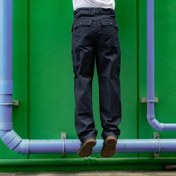 era-won  กางเกงขายาวทรงกระบอกตรง รุ่น Baker Pant สี Classic Navy ICCSHOPPING