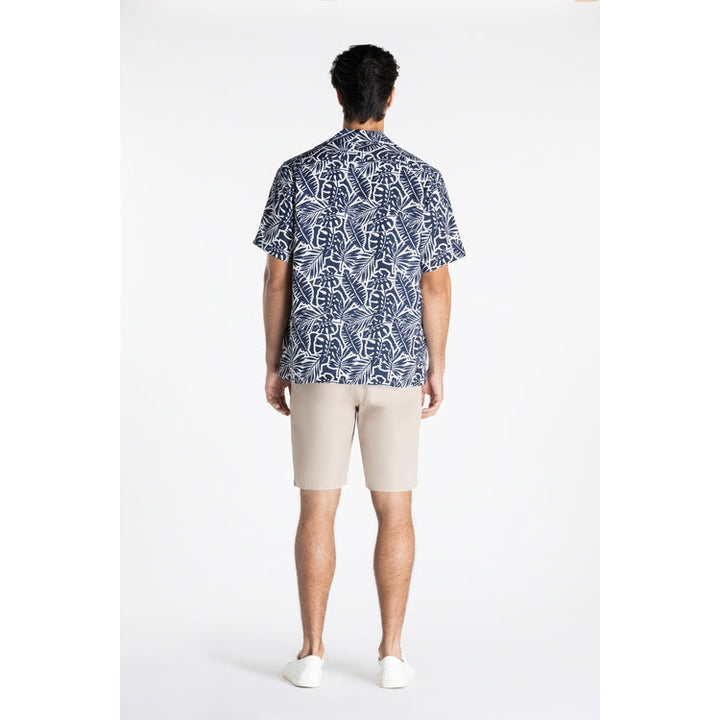 ARROW Lyocell Natural Fabric Shirt เสื้อเชิ้ตแขนสั้น ปกฮาวาย ทรง COMFORT สีกรมท่า MACC572-NV ARROW