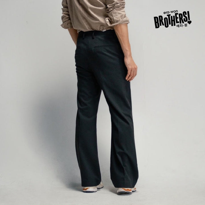 era-won กางเกงขายาว รุ่น Semi - Flare Monotone สี  Brothers Black ICCSHOPPING