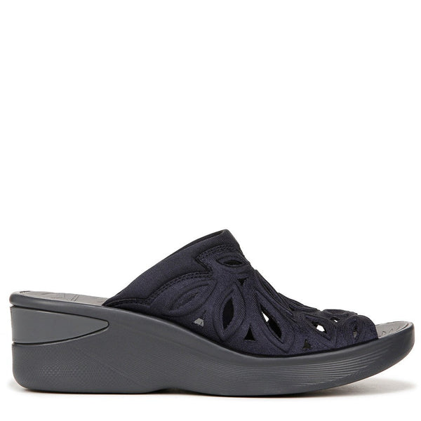 BZEES by NATURALIZER รองเท้ารุ่น 'Suzie' Sandals (NIS34) ICCSHOPPING