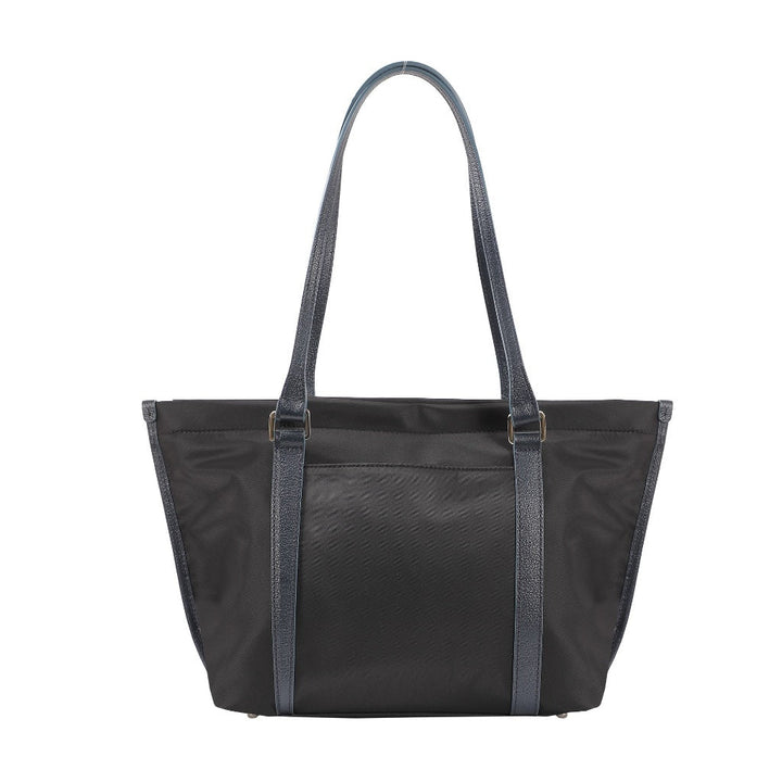 ELLE กระเป๋าสะพาย  ผ้าไนลอนสีดำรุ่น PARIS STORY ทรง SHOPPING BAG  ( มีซิปปากกระเป๋า )   รุ่น EWH823 ICCSHOPPING