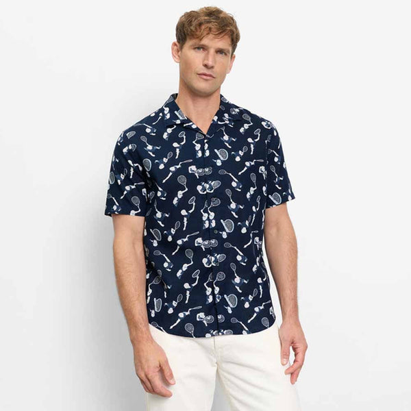 OLYMP CASUAL SHIRT เสื้อเชิ้ตผู้ชายแขนสั้น ทรง Casual regular fit สีกรมท่า พิมพ์ลายเทนนิส  AUTU26