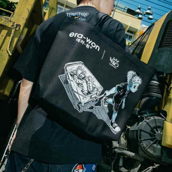 era-won กระเป๋าผ้าแคนวาส สำหรับคุณผู้ชาย และ คุณผู้หญิง MEDIUM TOTE BAG  สีดำ สกรีน FLOWSKULL ดำ