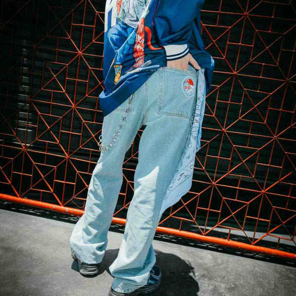 era-won กางเกงยีนส์ขายาวทรงกระบอก สำหรับคุณผู้ชาย CURVE DENIM สีอ่อน ปักกระเป๋าลาย FLOWSKULL ICCSHOPPING