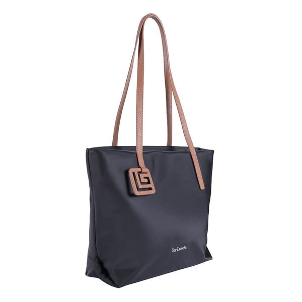Guy Laroche กระเป๋าสะพายทำจากผ้าไนล่อน - สีดำ รุ่น AGH0972TS6BLM ICCSHOPPING
