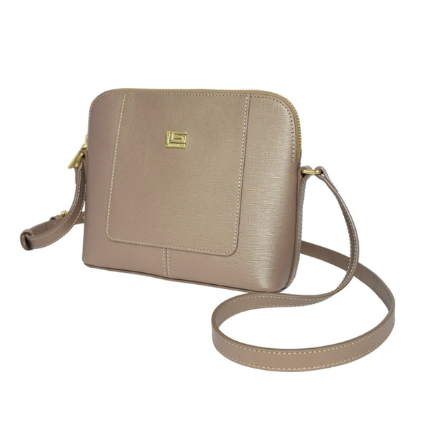 Guy Laroche กระเป๋าหนัง สายสะพายยาว สีน้ำตาลทอง รุ่น AGH1071CW6BRM ICCSHOPPING