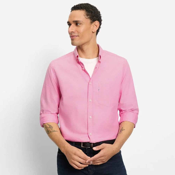 OLYMP CASUAL SHIRT เสื้อเชิ้ตผู้ชายแขนยาว ผ้า Oxford สีชมพู  ทรง Casual regular fit  AUTU26
