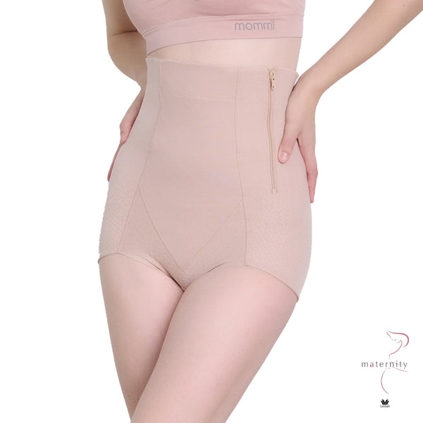 Wacoal Maternity Stay สเตย์สำหรับคุณแม่หลังคลอด รูปแบบขาสั้นเอวสูง รุ่น WM2060
