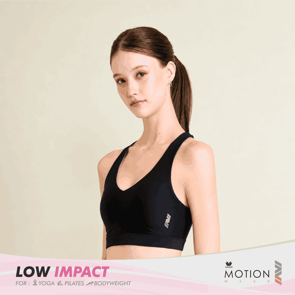 Wacoal Motion Wear บราออกกำลังกายแบบสวมหัว รุ่น WR3215
