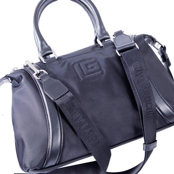 Guy Laroche กระเป๋าถือ+สายสะพายยาว ผ้าไนลอน สีดำ รุ่น AGH0932FS6BLL