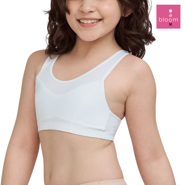 Wacoal Bloom Bra Step 2 ชุดชั้นในสำหรับเด็ก เสื้อกล้ามครึ่งตัว แบบเรียบ รุ่น WH6L27