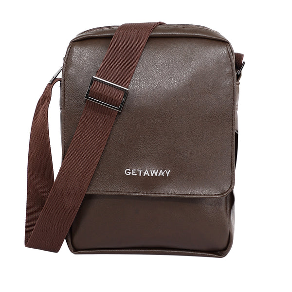 GETAWAY กระเป๋าหนัง PVC สะพายข้าง-ใบเล็ก น้ำหนักเบา สะดวกในการใช้งาน Arrow Lite